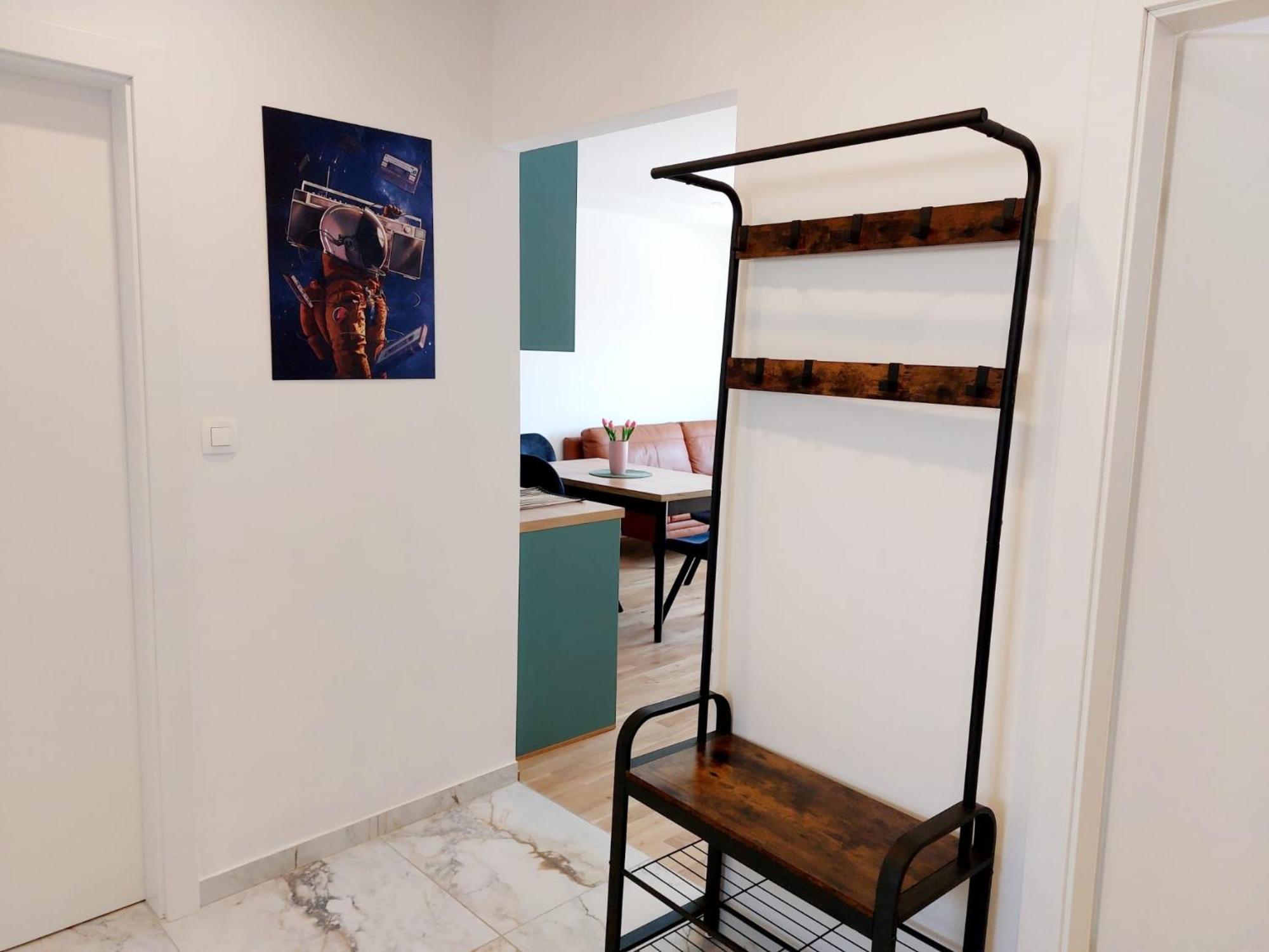 Comfort 2 Bedroom Apartment 10Min Walk From Center And Beach Split Exterior photo